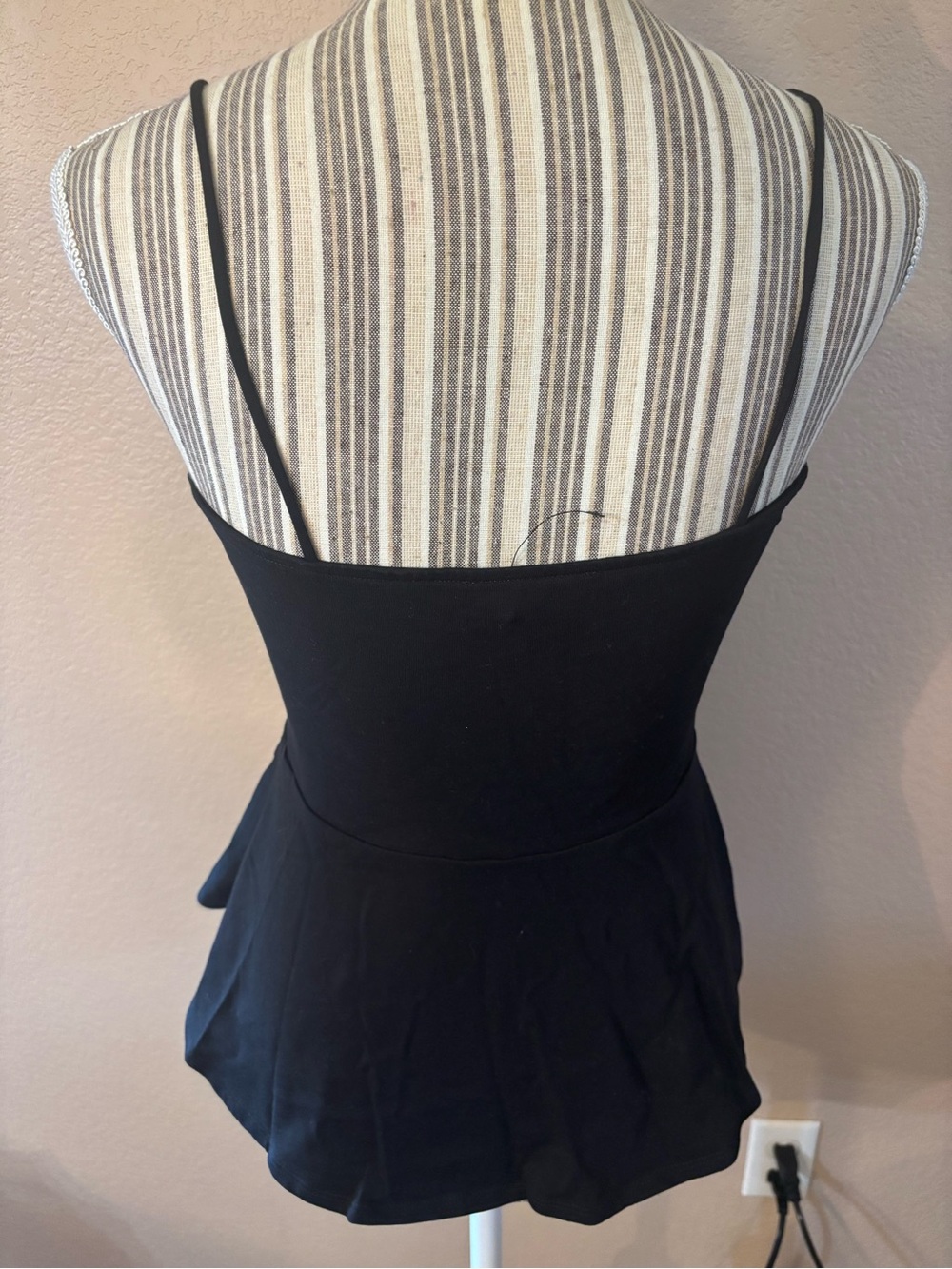 SALE! Express Camisole M Black Lace-Trim Peplum V-Neck Spaghett Strap Y2K Cotton - Picture 6 of 16